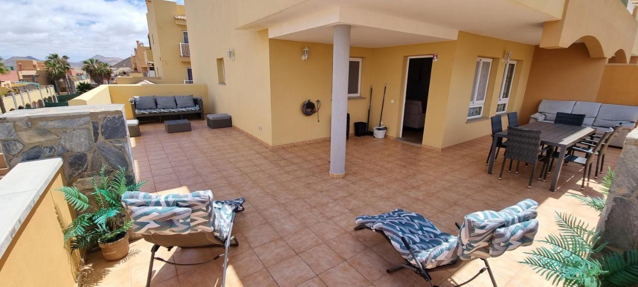 Tres Islas Apartment - 70 M2 Private Terrace Corralejo Exterior foto